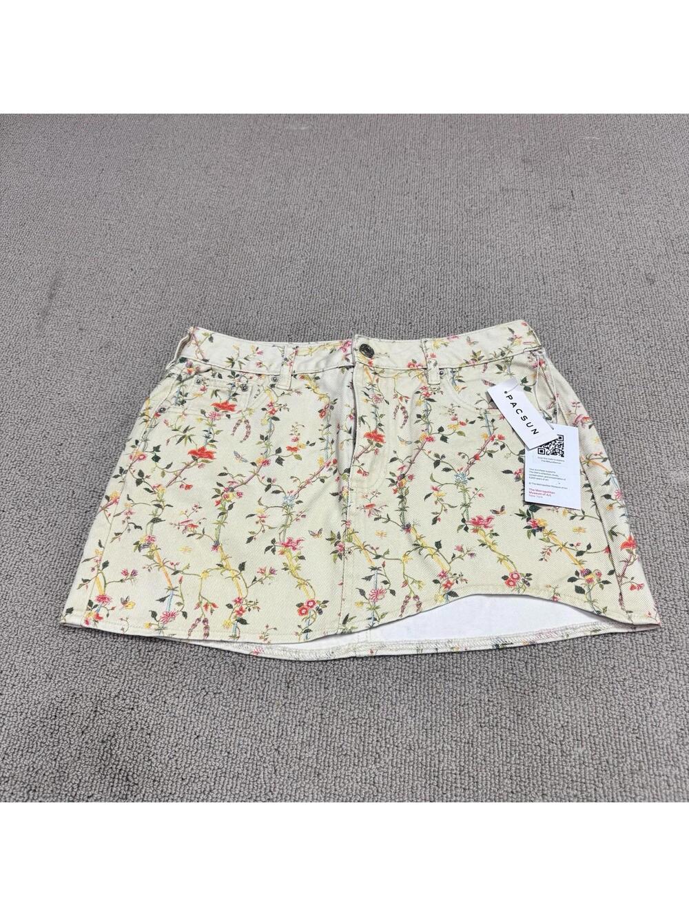 The Met Pacsun Skirt Women’s Multicolored Floral Size 27 NWT